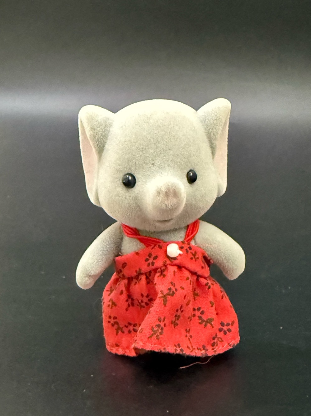 Calico Critters Sylvanian Family Ellwoods Elephant Collectible Figure